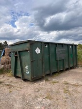 30yrd enclosed lockable secure